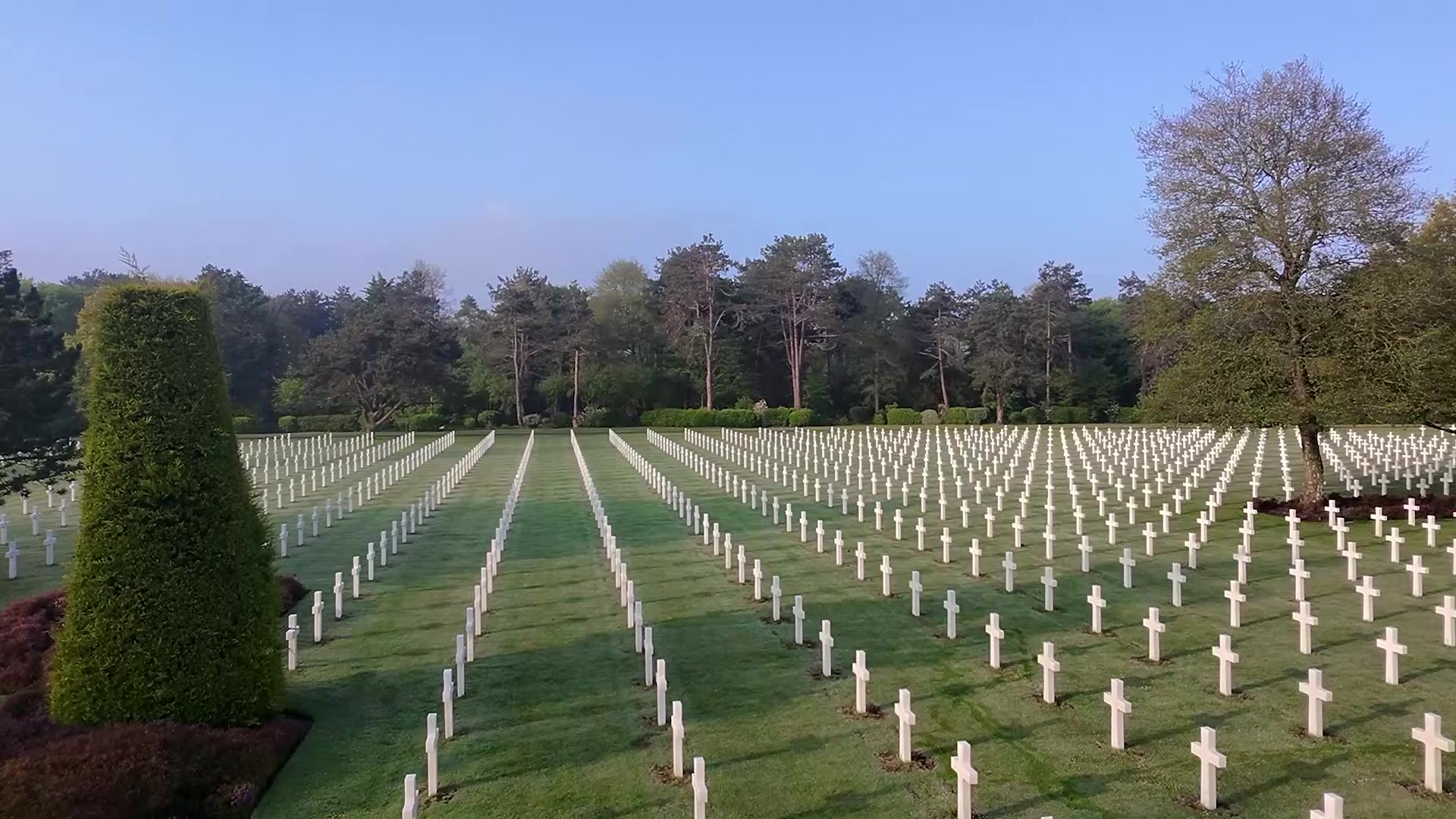 Infoclip: Omaha Beach and the American Cemetery of Colleville-sur-Mer (France)